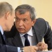 СМИ: у Путина разногласия с Сечиным, отвечавшим за разгром ЮКОСа